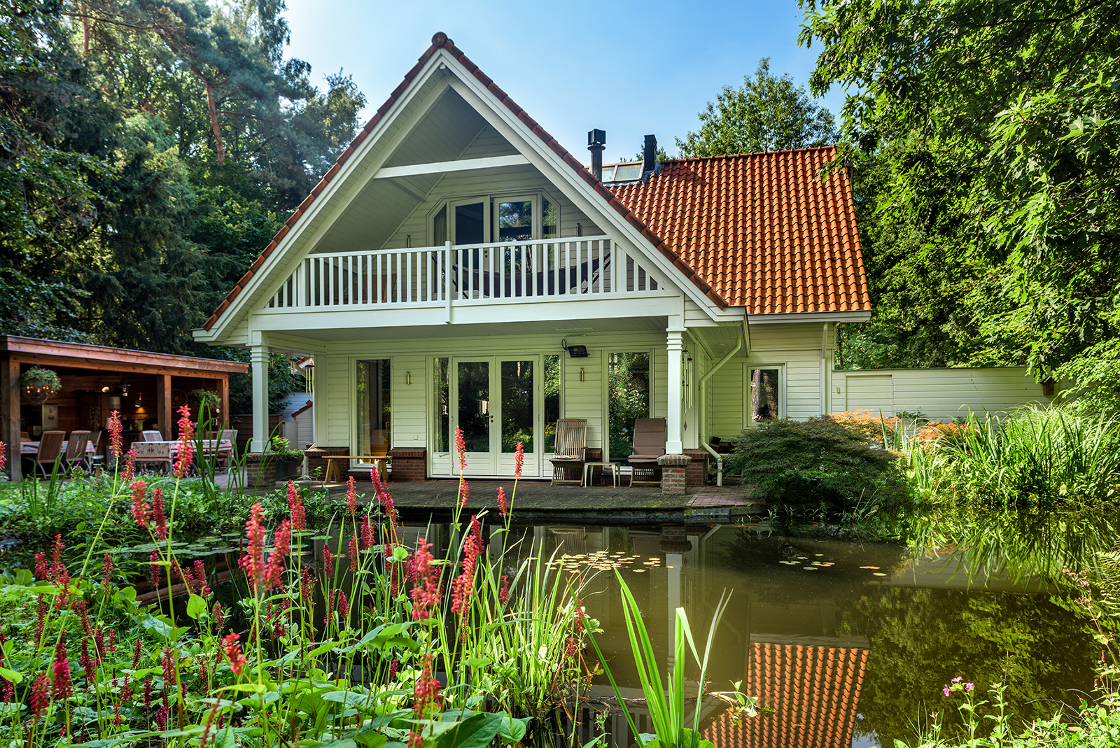 Landhuis in het bos finnlogs houtbouw bv